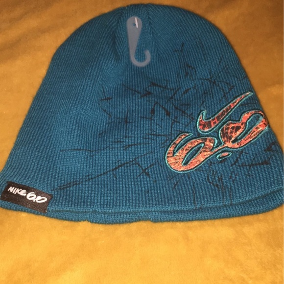 Nike Other - New Youth Nike 6.0 Beanie Hat Size 8/20